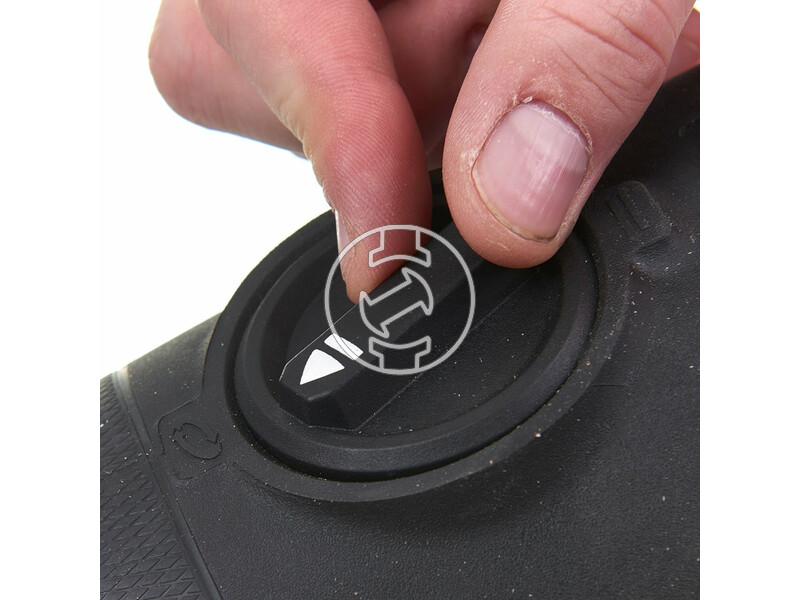 milwaukee_m18_fsx_0c_fuel_akkus_super_sawzall_szenkefe_nelkuli_szablyafuresz_akku_es_tolto_nelkul_19.jpg 4933464724