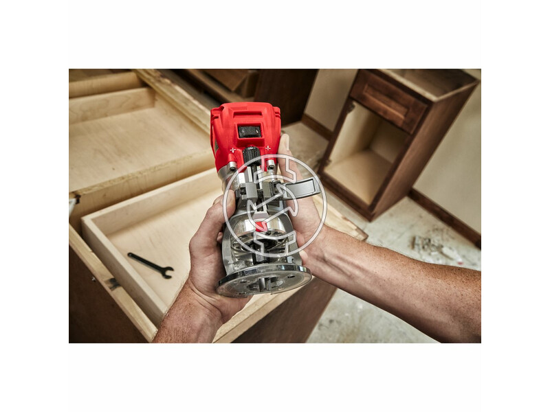 milwaukee_m18_ftr_0x_fuel_akkus_szenkefe_nelkuli_elmaro_akku_es_tolto_nelkul_11.jpg 4933471604