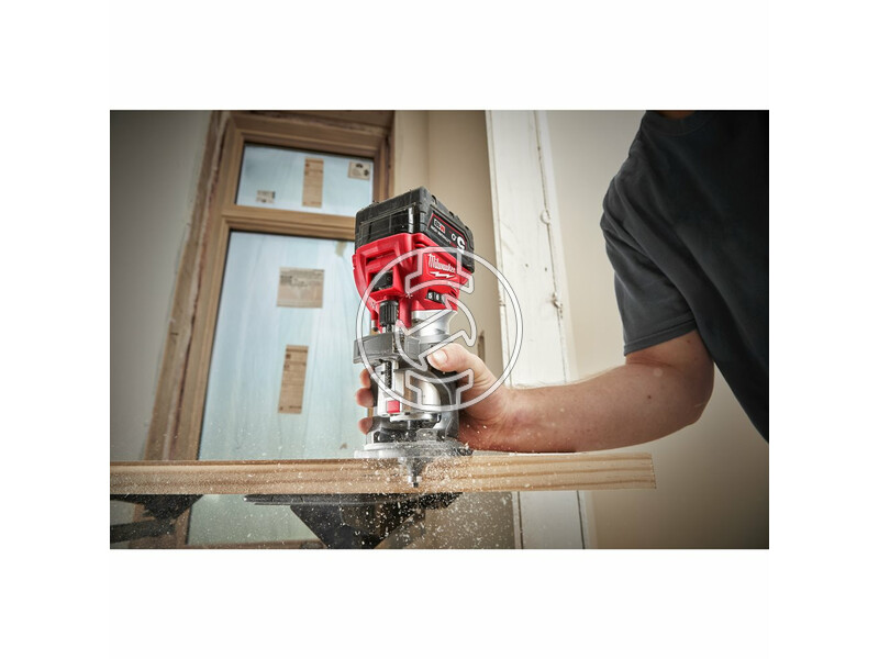 milwaukee_m18_ftr_0x_fuel_akkus_szenkefe_nelkuli_elmaro_akku_es_tolto_nelkul_14.jpg 4933471604