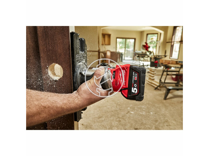 milwaukee_m18_ftr_0x_fuel_akkus_szenkefe_nelkuli_elmaro_akku_es_tolto_nelkul_9.jpg 4933471604