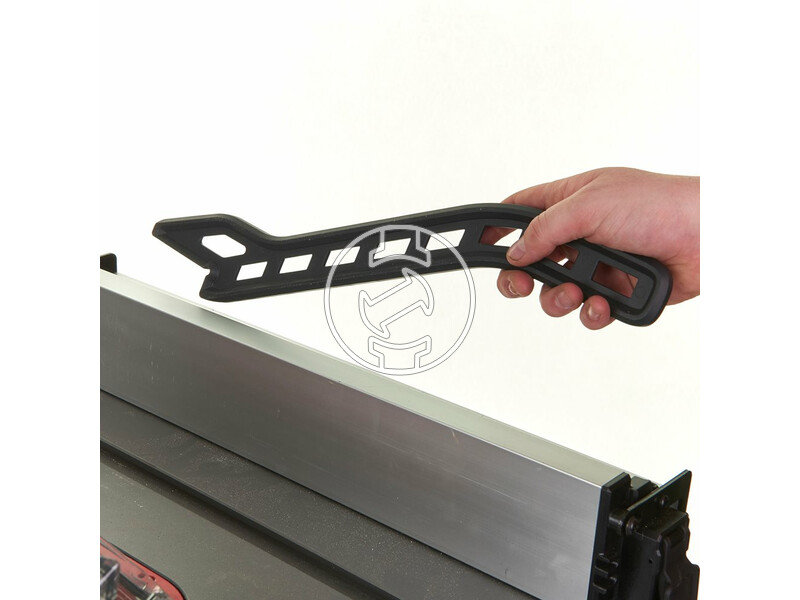 milwaukee_m18_fts210_0_akkus_one_key_fuel_szenkefe_nelkuli_asztali_korfuresz_akku_es_tolto_nelkul_3.jpg 4933464722