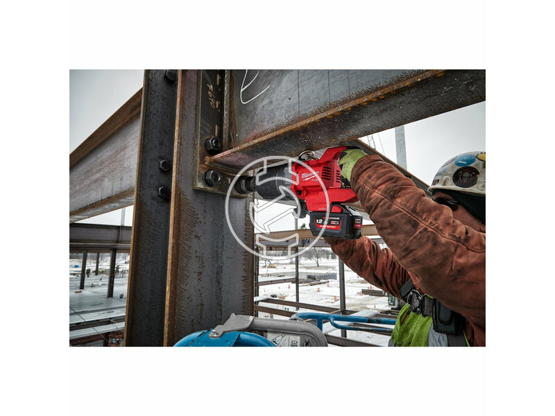 milwaukee_m18_onefhiwf1ds_121c_akkus_one_key_fuel_nagy_nyomateku_d_fogantyus_utvecsavarozo_biztositogyuruvel_1_negyszog_meghajtassal_1_x_120_ah_li_ion_akkuval_4.jpg 4933472072