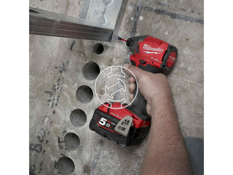 4933464091 milwaukee_m18_oneid2_502x_akkus_one_key_fuel_utvecsavarozo_14_hatszog_meghajtassal_2_x_50_ah_li_ion_akkuval_3