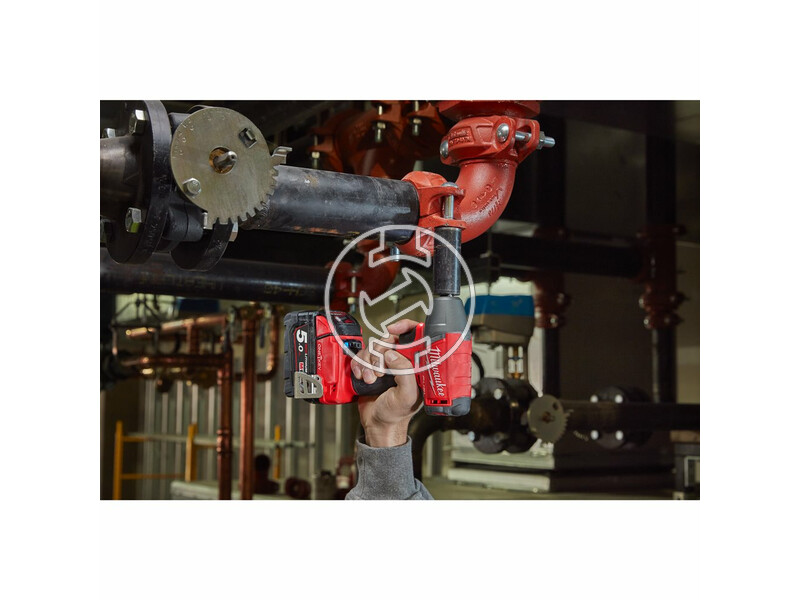 milwaukee_m18_oneiwf12_502x_akkus_one_key_fuel_utvecsavarozo_biztositogyuruvel_12_negyszog_meghajtassal_2_x_50_ah_li_ion_akkuval_15.jpg 4933451374