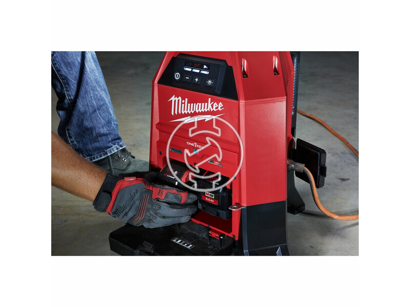 milwaukee_m18_onesldp_0_trueview_akkus_one_key_kompakt_helyszinmegvilagito_led_lampa_es_tolto_akku_es_tolto_nelkul_13.jpg 4933459160