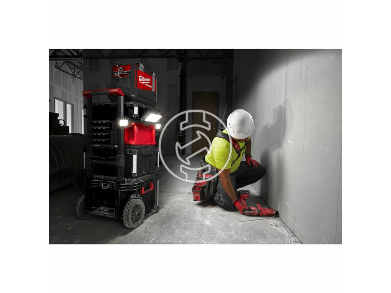 milwaukee_m18_poalc_0_packout_trueview_akkus_led_termegvilagito_lampa_es_tolto_akku_es_tolto_nelkul_7.jpg 4933478120