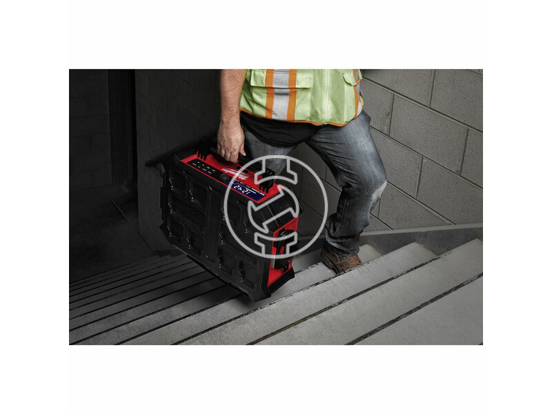 milwaukee_m18_prcdab_0_packout_akkus_radiotolto_akku_es_tolto_nelkul_11.jpg 4933472112