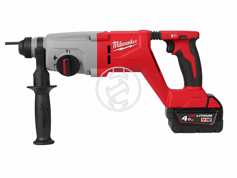 Milwaukee M18BLHACD26-402X akkus fúró-vésőkalapács SDS-Plus 26 mm