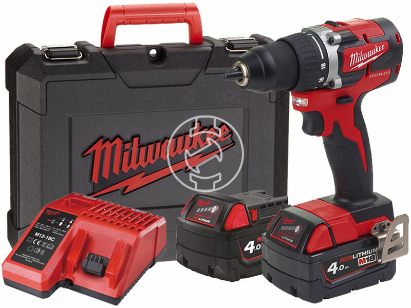 Milwaukee M18CBLDD-402C akkus fúrócsavarozó tokmányos