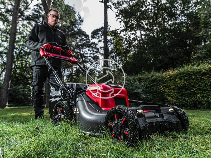 Milwaukee M18F2LM53-0 akkus önjáró fűnyíró