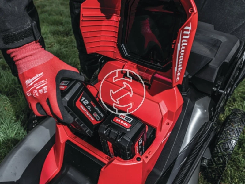 Milwaukee M18F2LM53-122 akkus önjáró fűnyíró