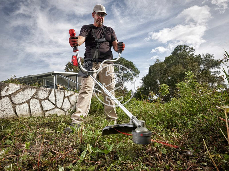Milwaukee M18FBCU-0 akkus fűkasza (akku és töltő nélkül)