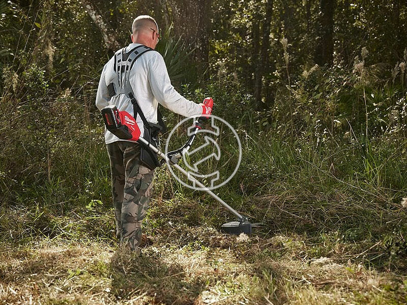 Milwaukee M18FBCU-802 akkus fűkasza