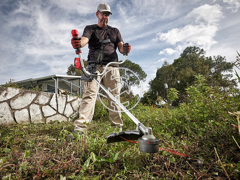 Milwaukee M18FBCU-802 akkus fűkasza