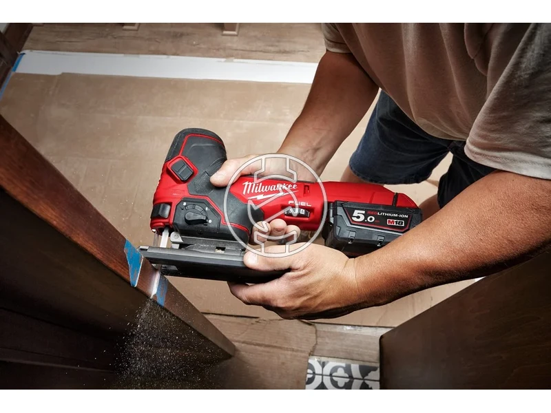 Milwaukee M18FBJS-0 akkus dekopírfűrész