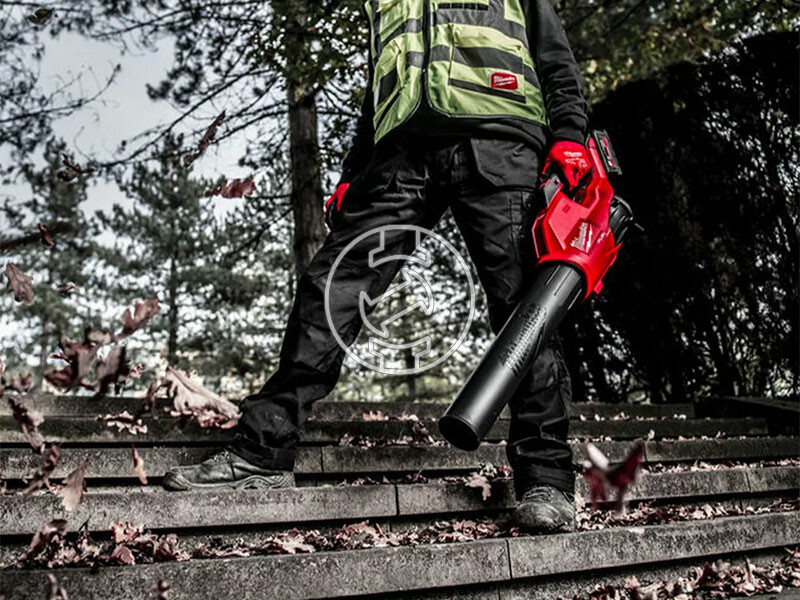 Milwaukee M18FBLG3-802 GEN3 akkus lombfúvó
