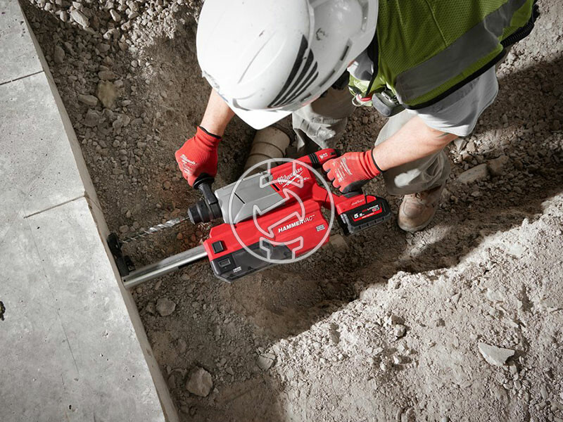 Milwaukee M18FHACOD32-0C akkus fúró-vésőkalapács (akku és töltő nélkül)