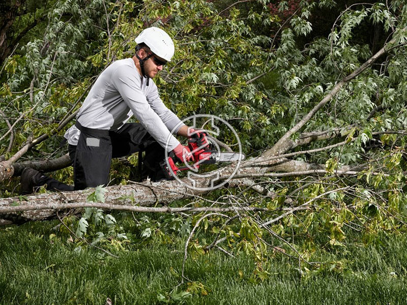 Milwaukee M18FHS20-0 akkus láncfűrész (akku és töltő nélkül)