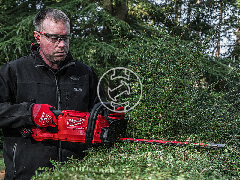 Milwaukee M18FHT45-0 akkus sövényvágó