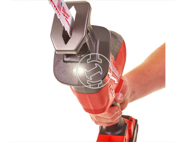 Milwaukee M18FHZ-0 akkus orrfűrész