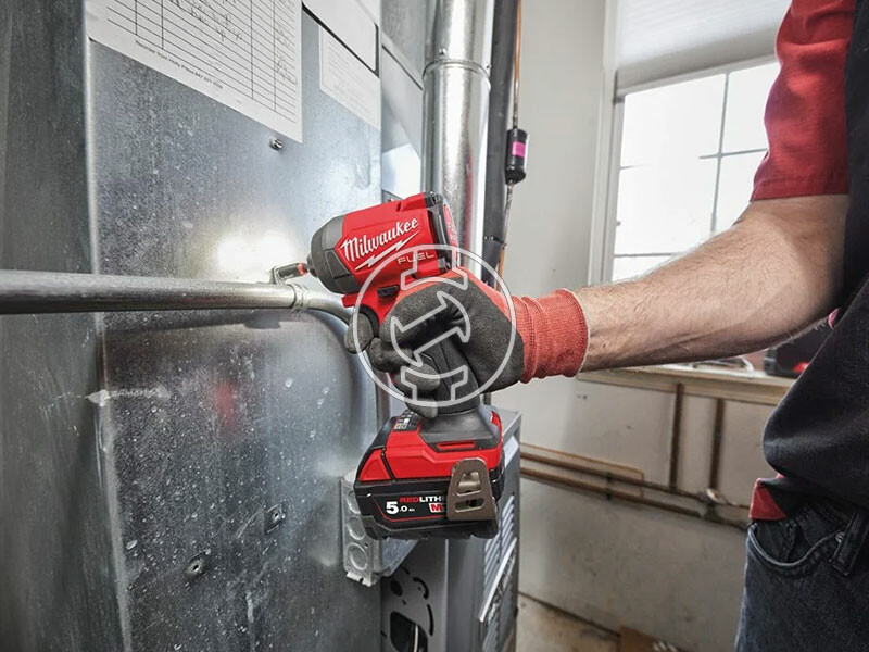 Milwaukee M18FID3-0X akkus ütvecsavarozó bitbefogással (akku és töltő nélkül)