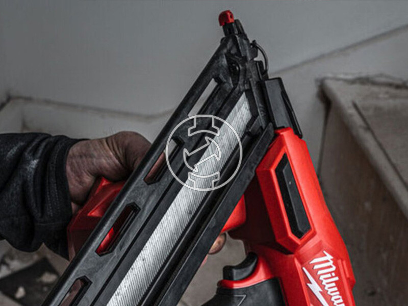 Milwaukee M18FN15GA-0X akkus szerkezeti szegező