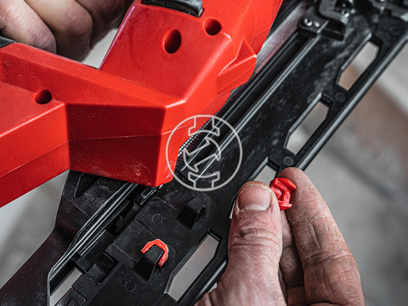 Milwaukee M18FN16GA-202X 16 GA akkus szerkezeti szegező