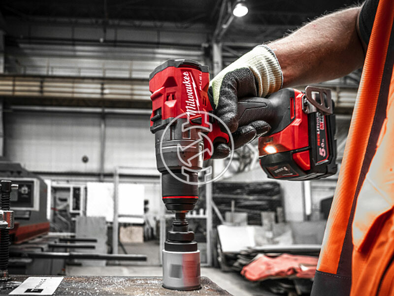 Milwaukee M18FPD3-502X akkus ütvefúró-csavarozó