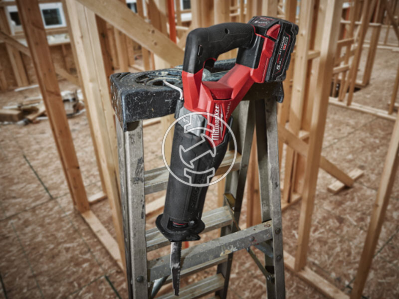 Milwaukee M18FSZ-0 akkus orrfűrész