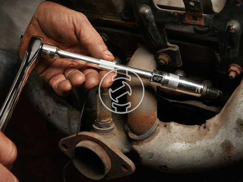 Milwaukee mágneses 20,8 mm gyertyadugókulcs