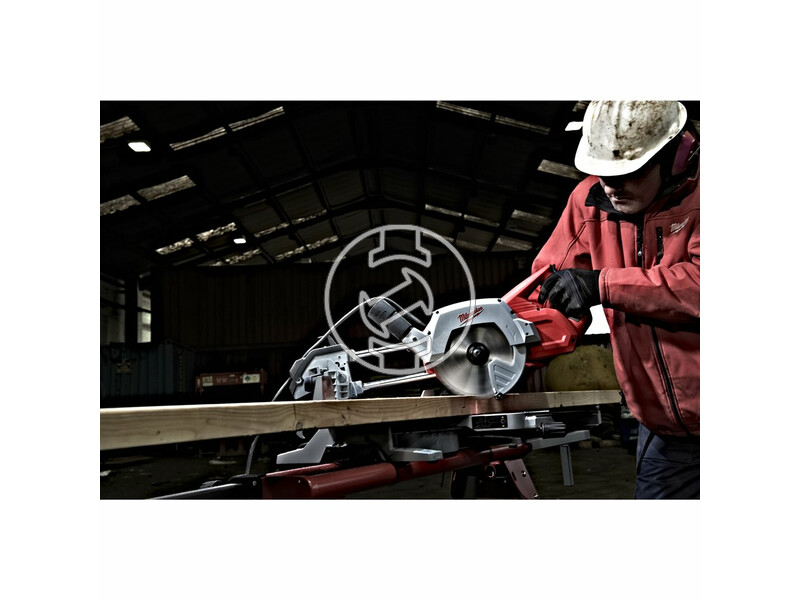 milwaukee_ms_216_sb_kompakt_gervago_integralt_vezetoszannal_8.jpg 4933471055