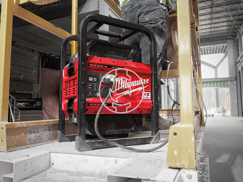 Milwaukee MXF PS-602 akkumulátortöltő szerszámgépekhez