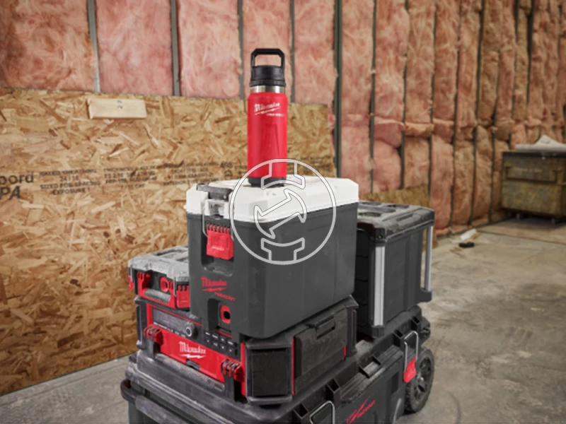 Milwaukee Packout kulacs 532 ml Piros