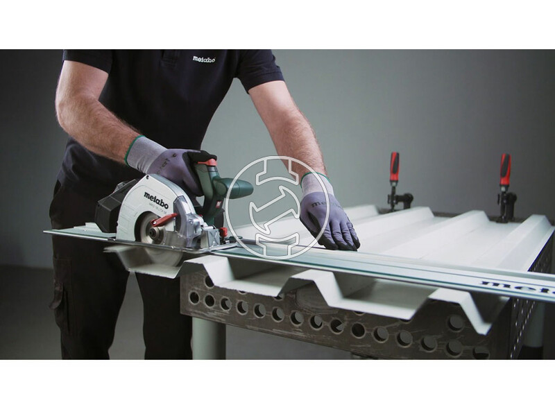 600771700 mks_18_ltx_58_600771700_akkus_fem_kezi_korfuresz_3