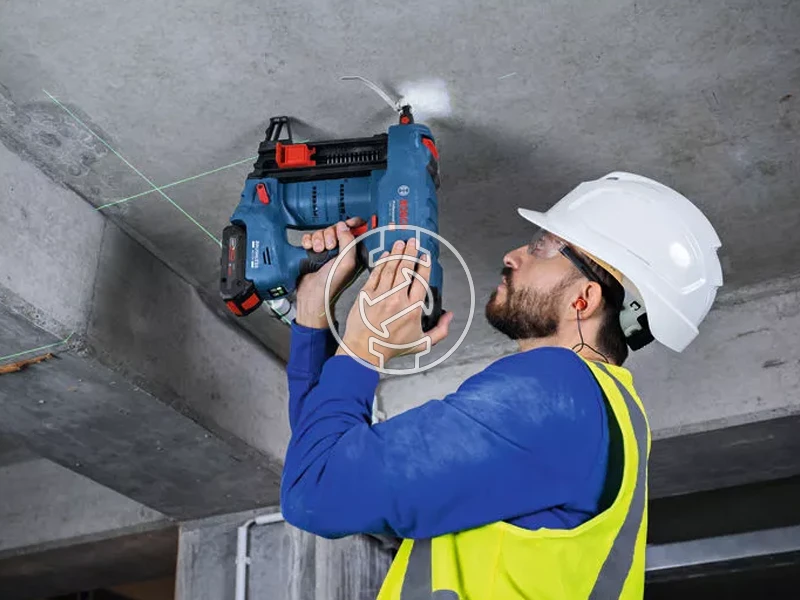 Bosch GNB 18V-40 akkus betonszegező