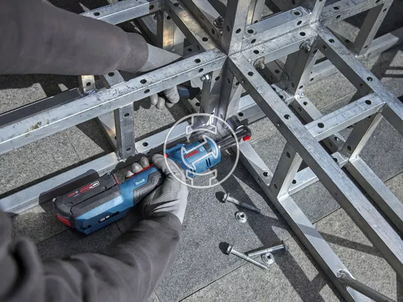 Bosch GRC 18V-60 akkus racsnis csavarkulcs