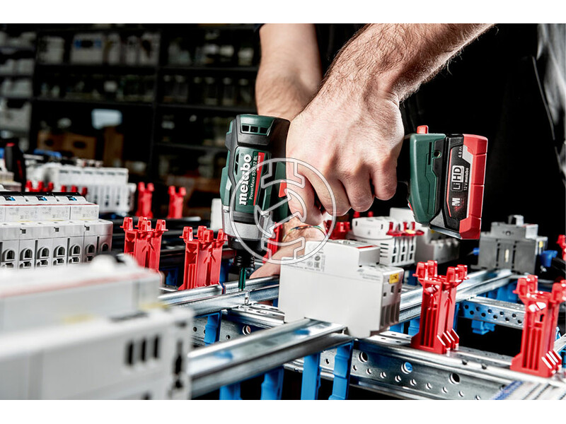 601115840 powermaxx_ssd_12_bl_601115840_akkus_utvecsavarozok_3