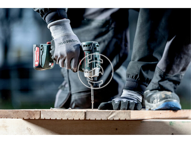 601115840 powermaxx_ssd_12_bl_601115840_akkus_utvecsavarozok_4