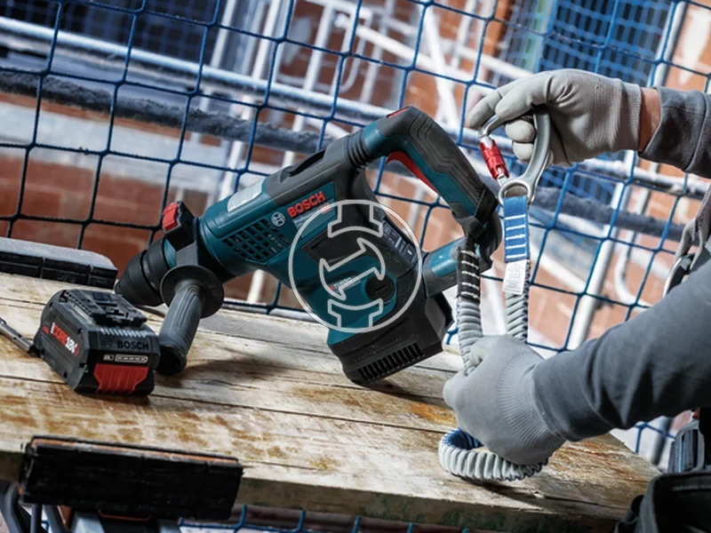 Kép: PRO szerszamos ov 6 kg 1 karabinerrel.webp