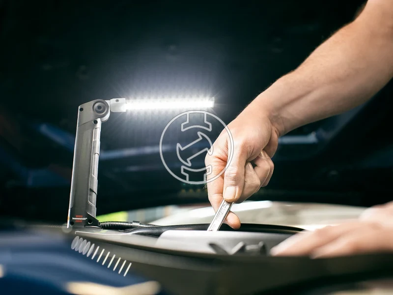 Kép: SANSA 401 A akkus kezilampa 400 lm SMD led.webp