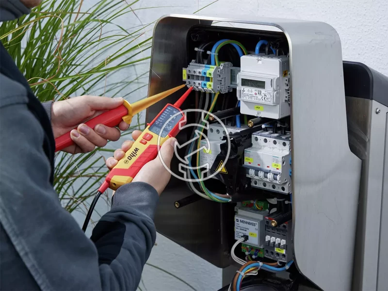 Wiha eMobility feszültség- és folytonosság vizsgáló SB 255-15 CAT IV