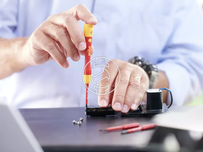 Wiha PicoFinish szigetelt multibit csavarhúzó 4 részes