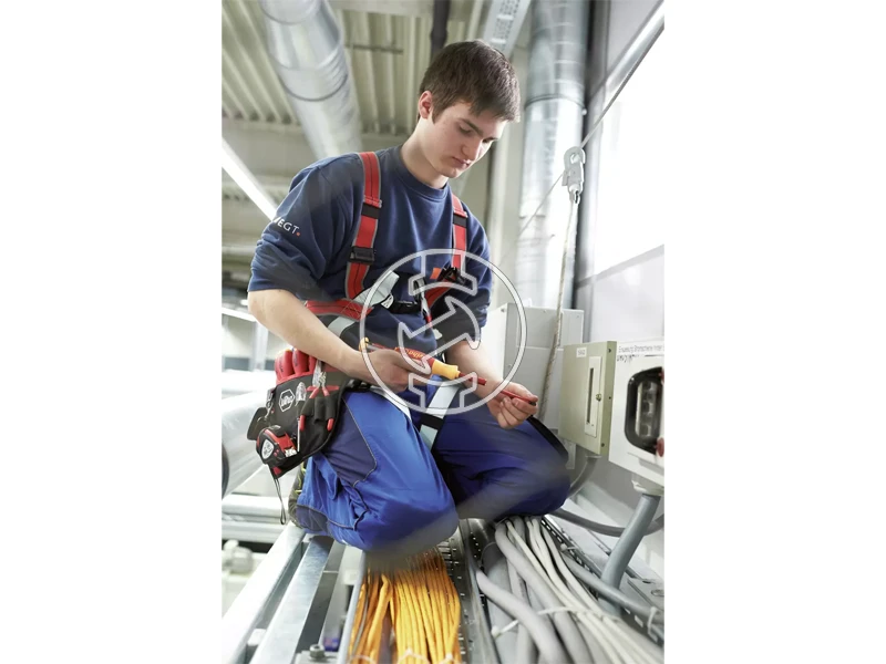 Wiha LiftUp szigetelt multibit csavarhúzó SB 2831-09020