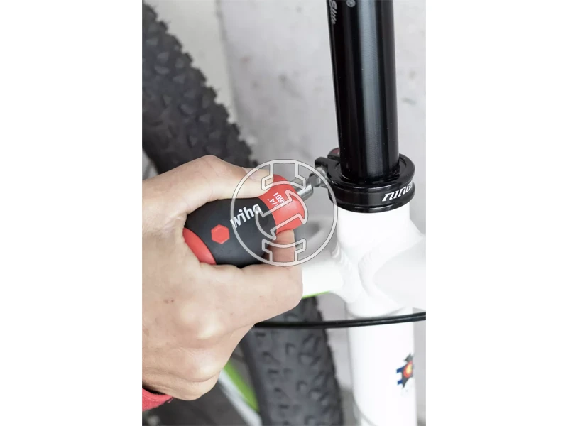 Wiha Stubby multibit csavarhúzó SB 3801-03