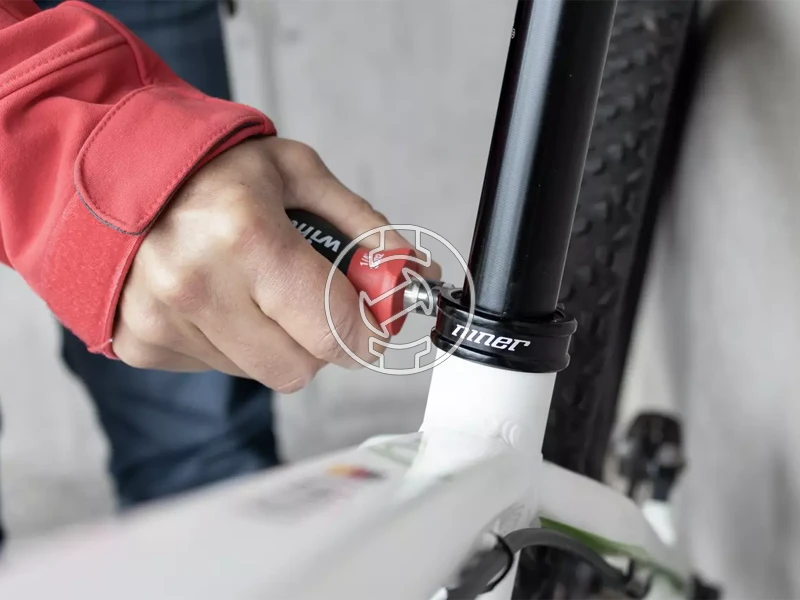 Wiha Stubby multibit csavarhúzó SB 3802-01