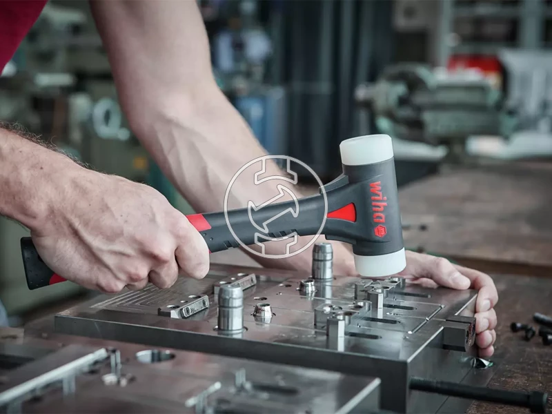 Wiha FibreBuzz kalapács SB8041