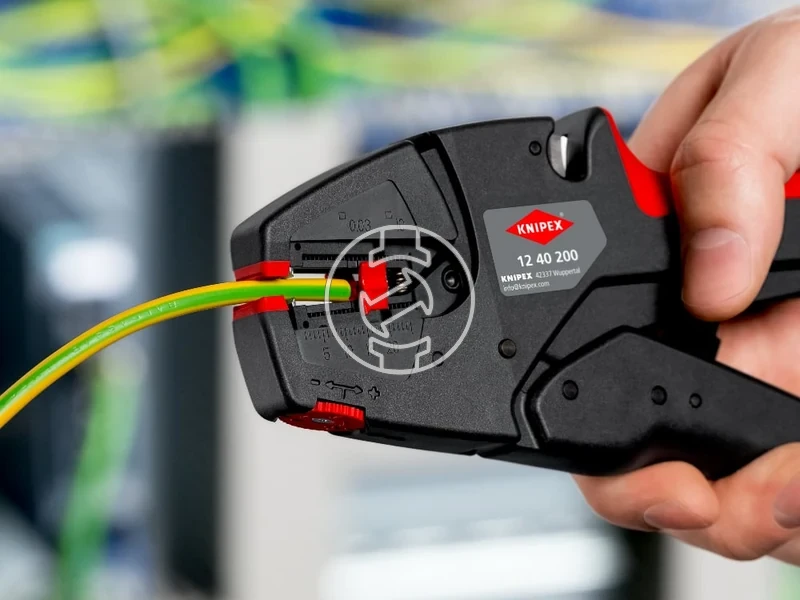 Kép: SELF-ADJ.INSULATION STRIPPERS.webp