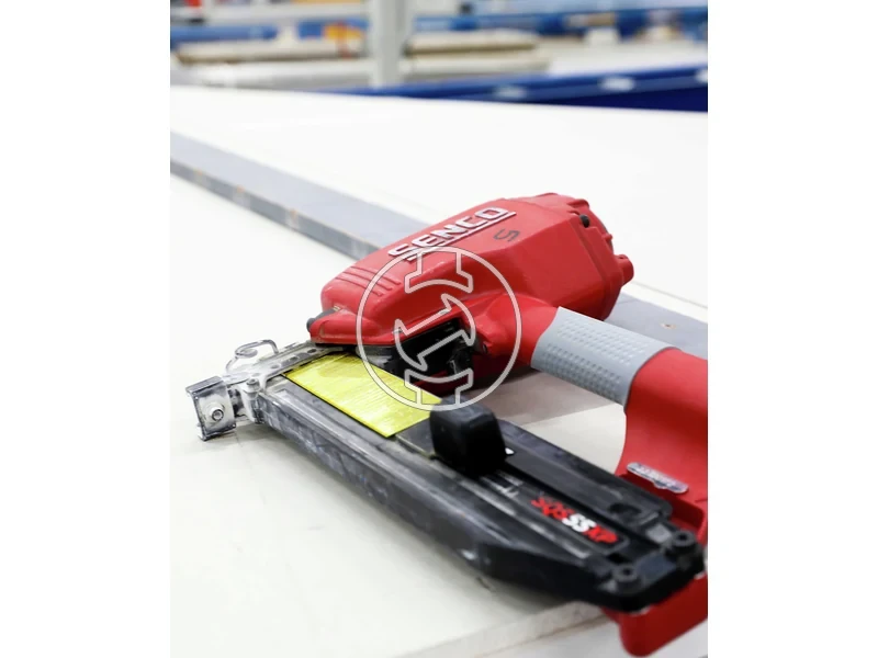 Kép: Senco 44 x 106 mm tuzokapocs 10000 db.webp