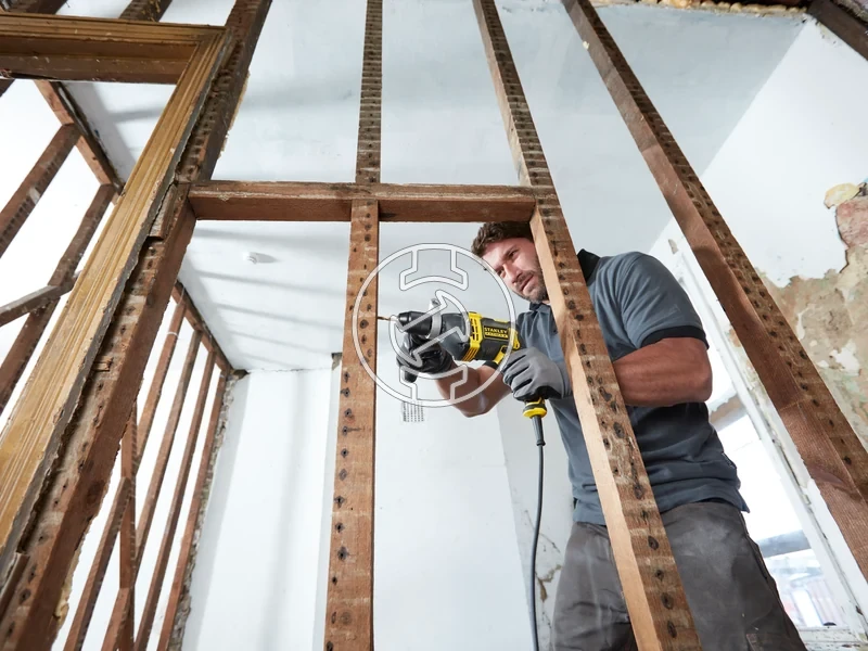 Kép: SFM Utvefuro-csavarozo kofferben 850w.webp