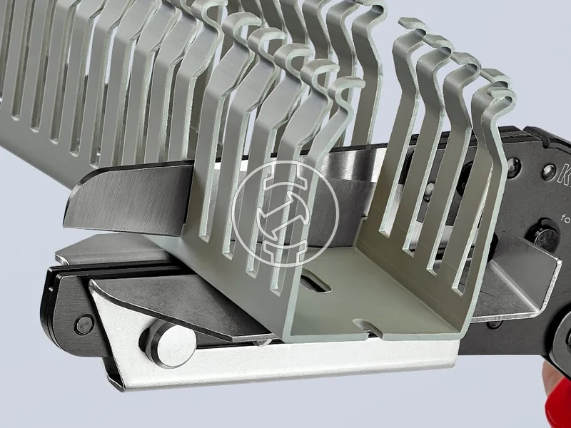 Kép: SHEARS FOR CABLE DUCT.webp
